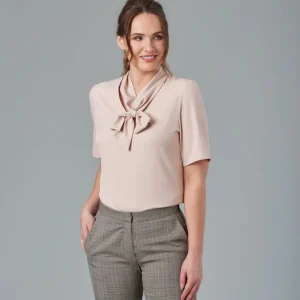 Blusa Andria Laço M/Curta