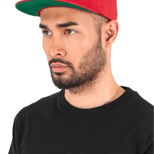 Boné Flexfit Classic com 5 painéis Snapback