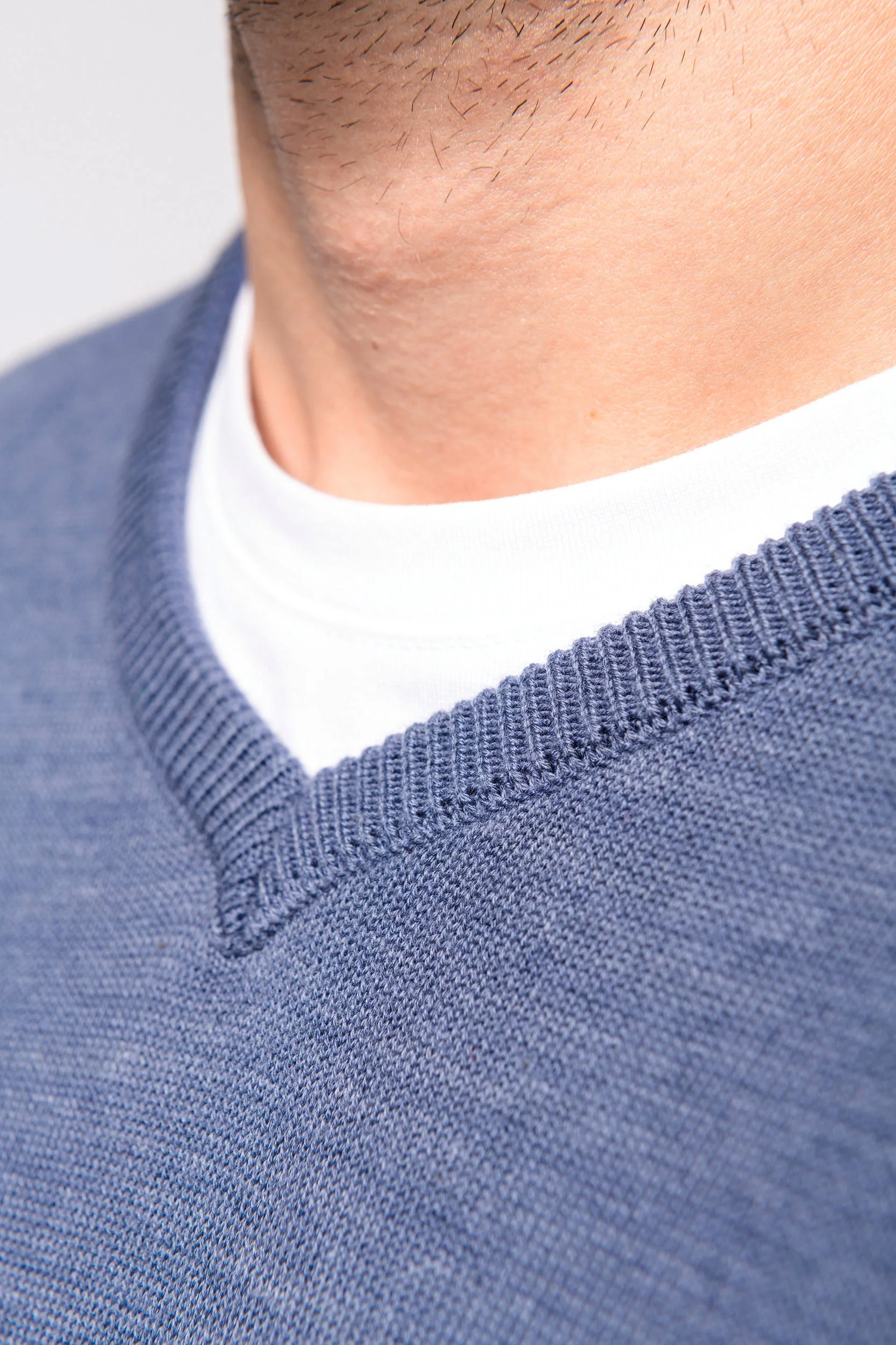 PULLOVER Genebra Homem decote em V – Image 5