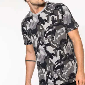 T-shirt camuflada de manga curta