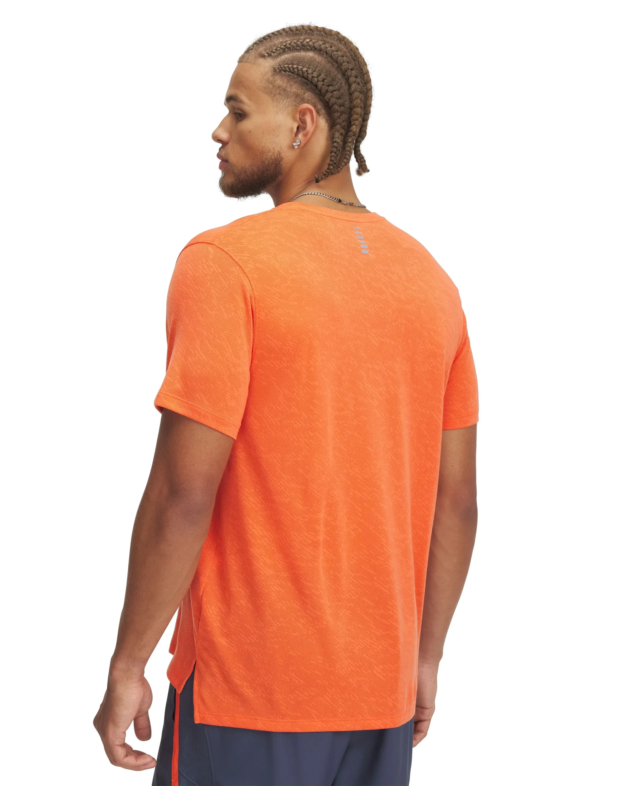 T-shirt pour hommes Under Armour - LAUNCH CAMO SHORTSLEEVE – Image 3