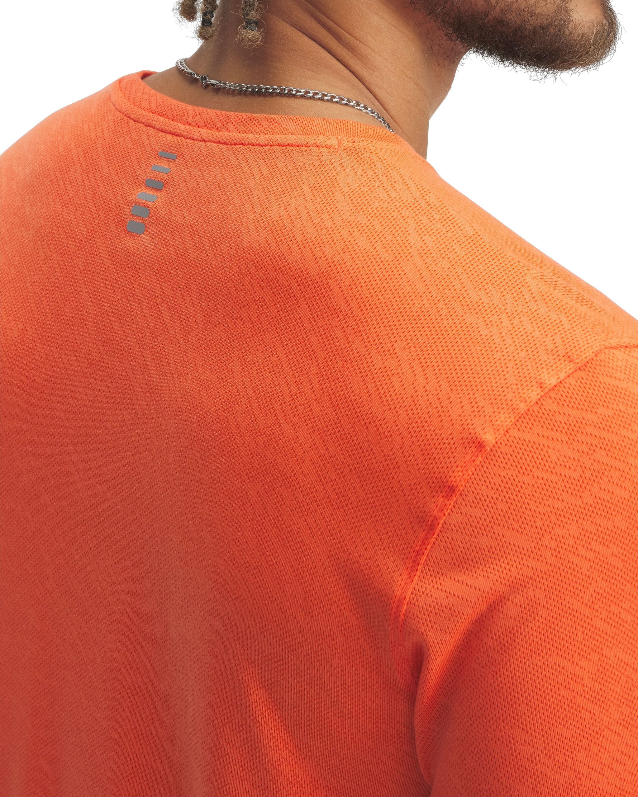 T-shirt pour hommes Under Armour - LAUNCH CAMO SHORTSLEEVE – Image 4